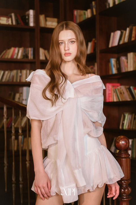 Almira White Top - Áo Voan Trắng Bẹt Vai