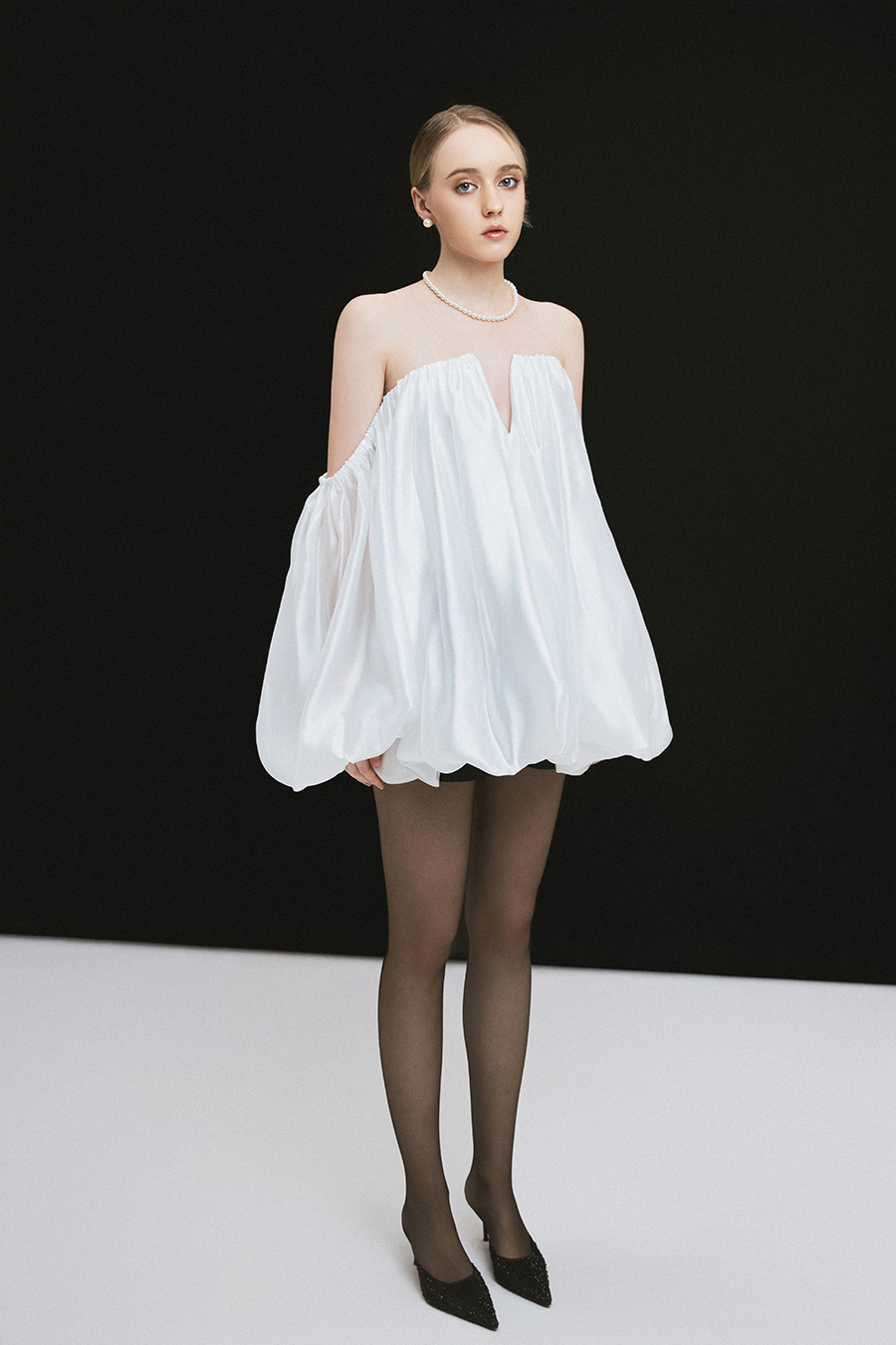 Helena Dress - Áo Bẹt Vai Voan Bóng Mờ Màu Trắng