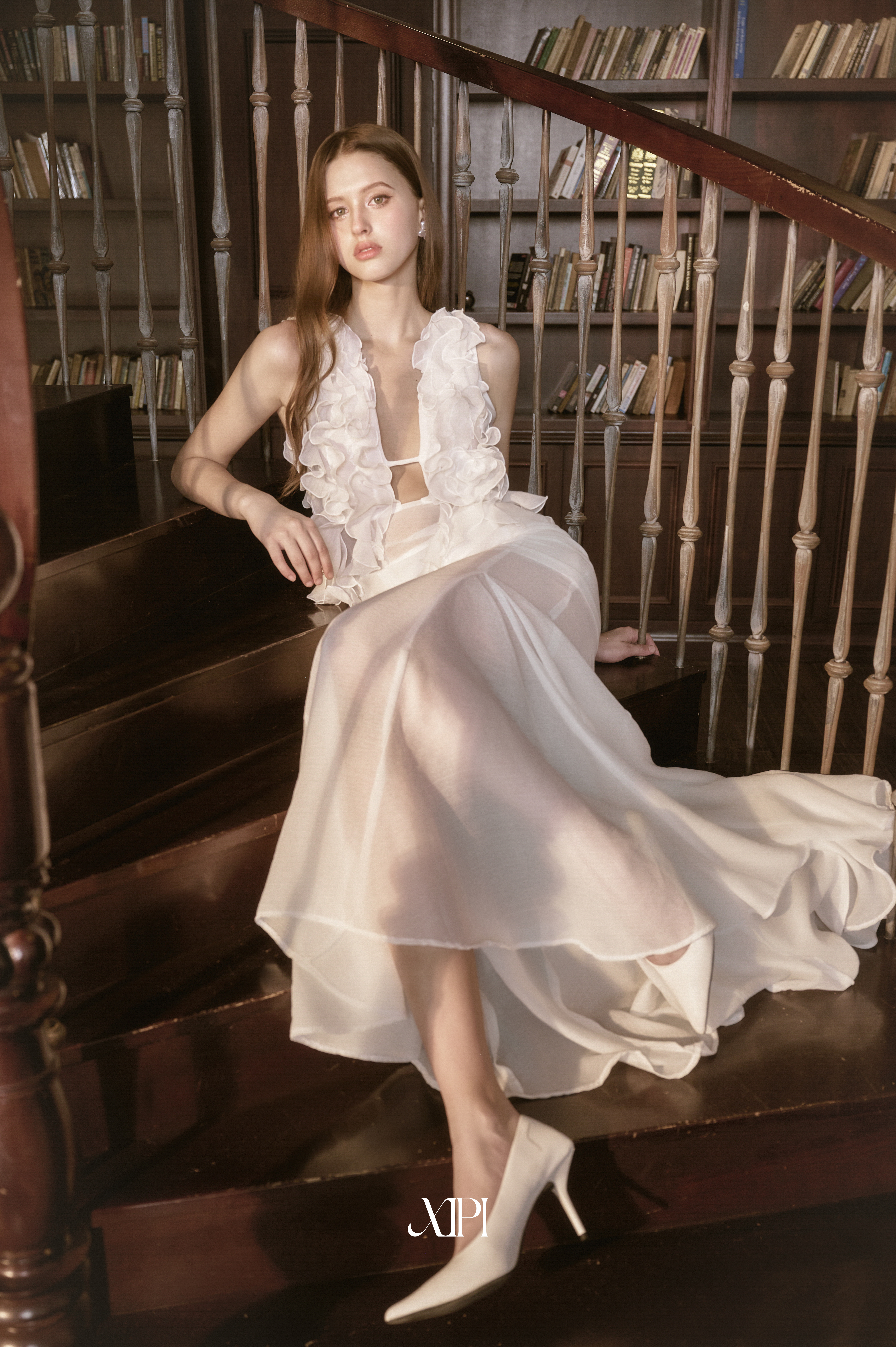 Vivian Dress - Đầm Voan Gân Trắng Nhún Bèo Tùng Đuôi Cá